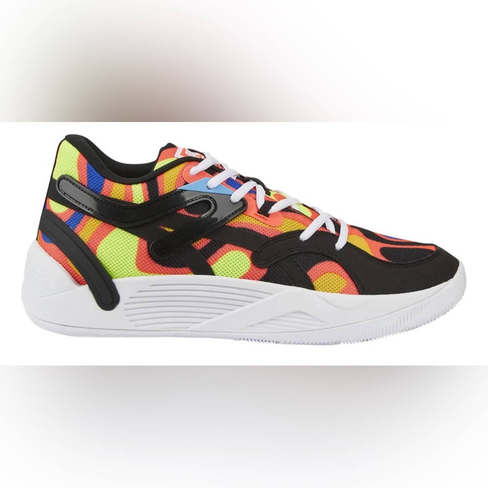 Worn once TRC Blaze Lava Lamp. Size 10